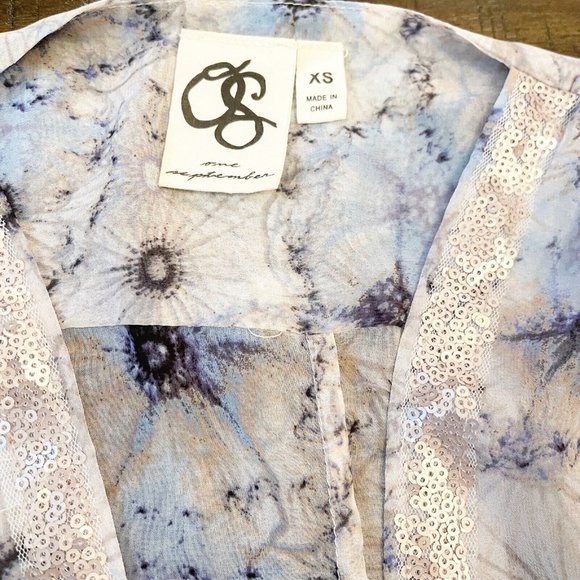 Anthropologie One September Lyla Flower Print Sequined Tunic Top Blouse Size XS - Picture 5 of 9